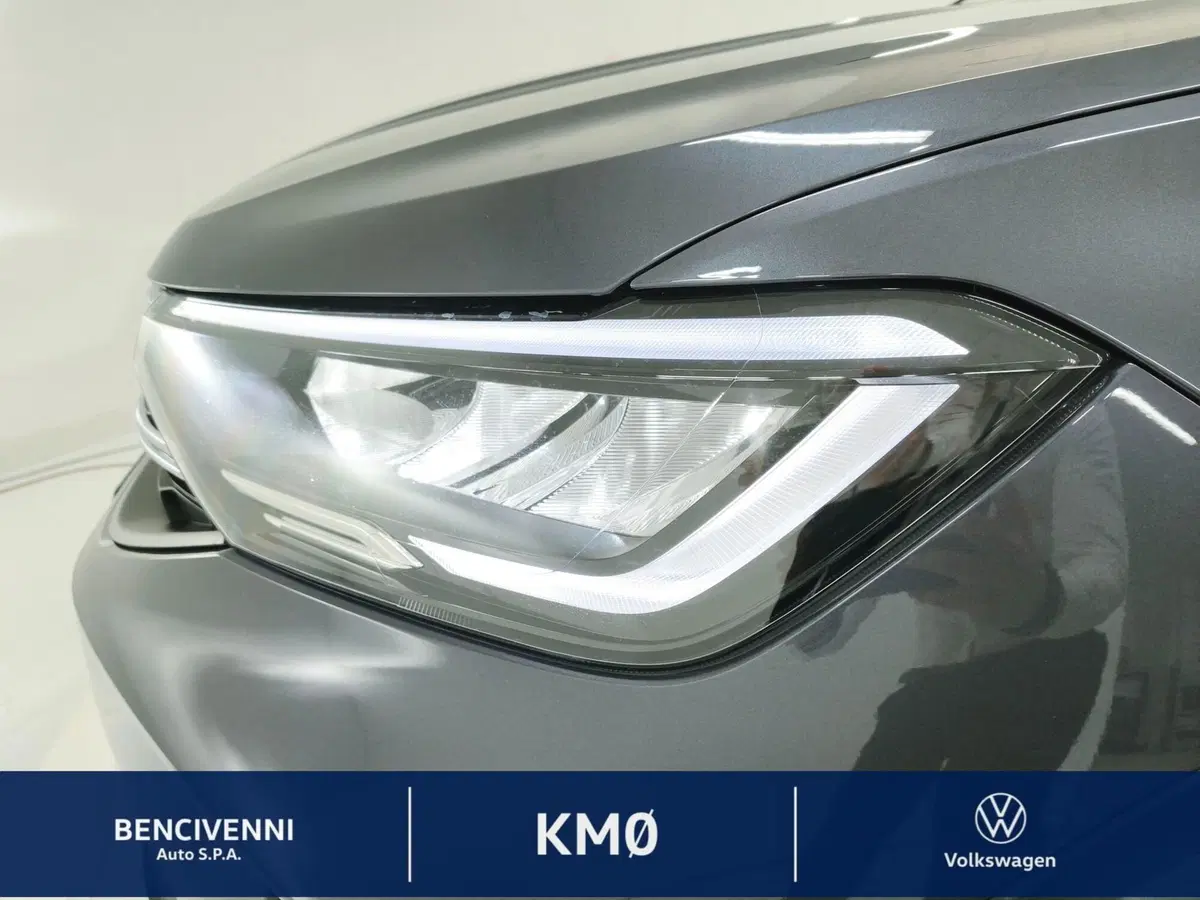 Volkswagen Taigo nuova a Catanzaro (12)