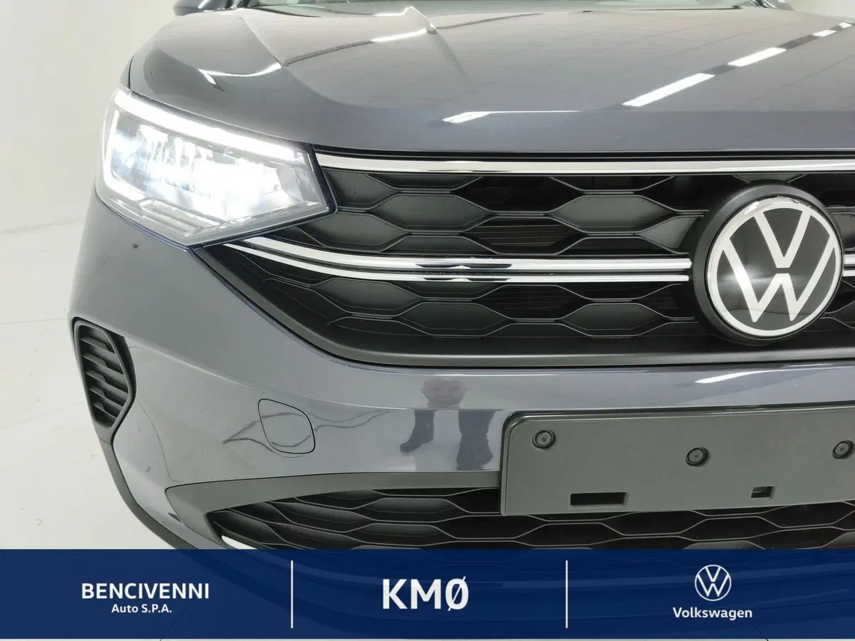 Volkswagen Taigo nuova a Catanzaro (3)