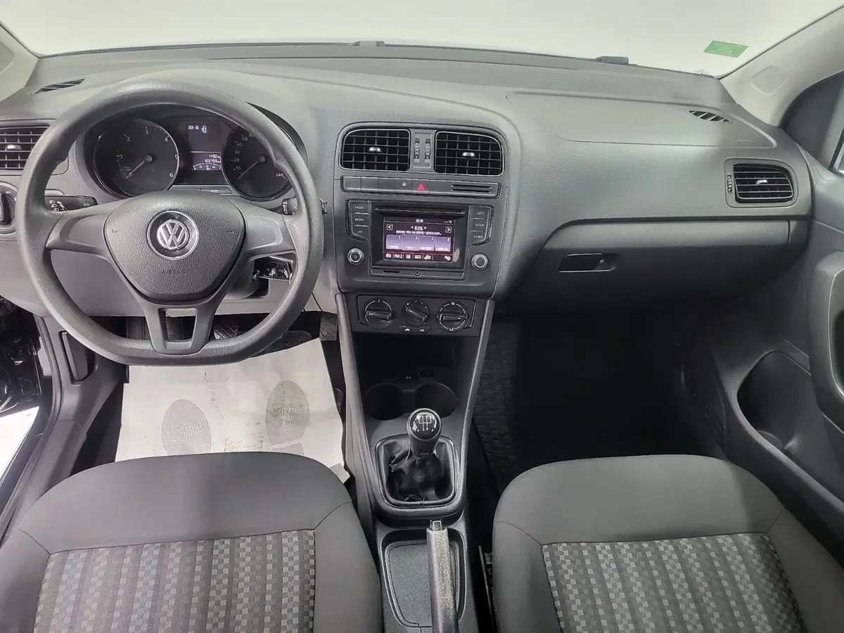 Volkswagen Polo usata a Catanzaro (10)
