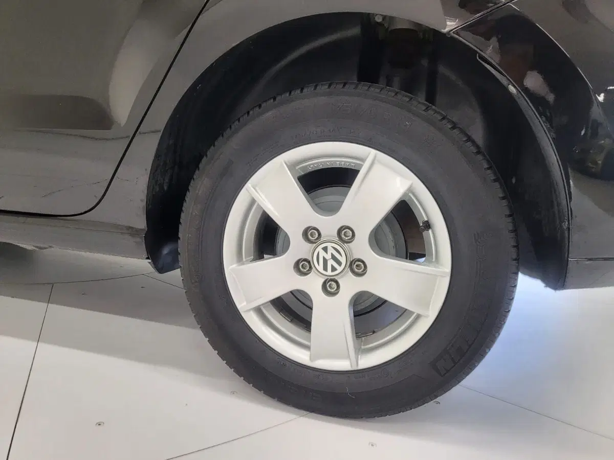 Volkswagen Polo usata a Catanzaro (8)