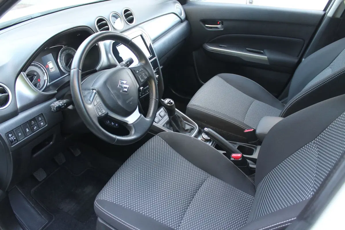 Suzuki Vitara usata a Cuneo (8)