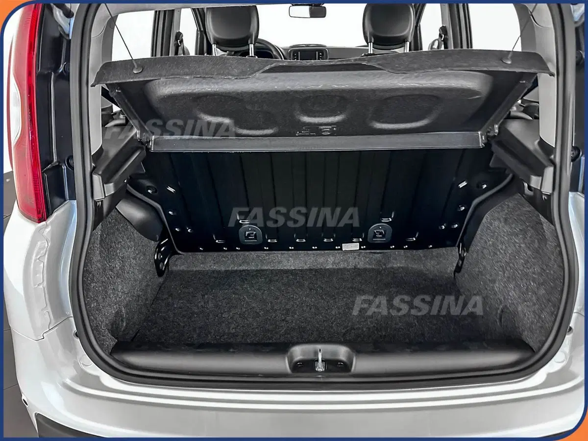 Fiat Pandina nuova a Milano (12)