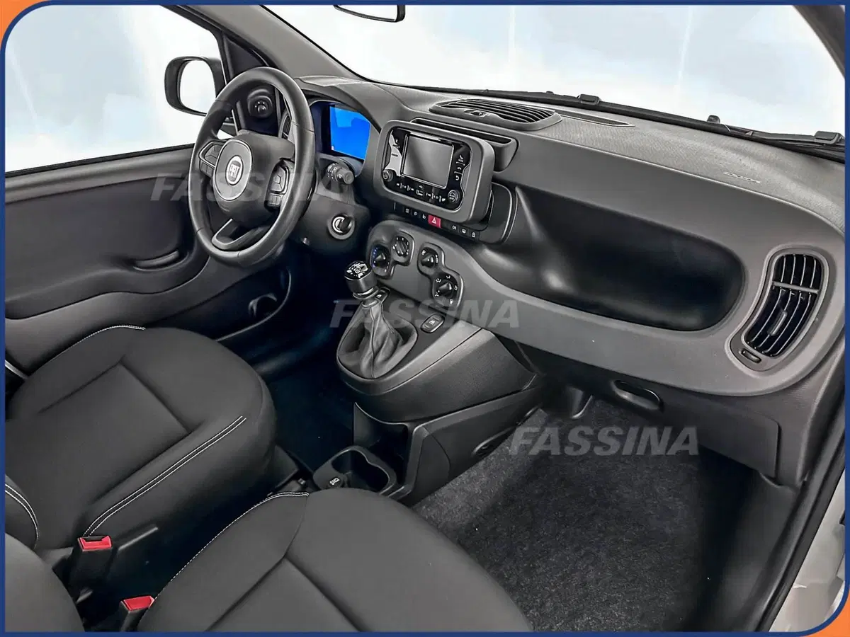 Fiat Pandina nuova a Milano (13)