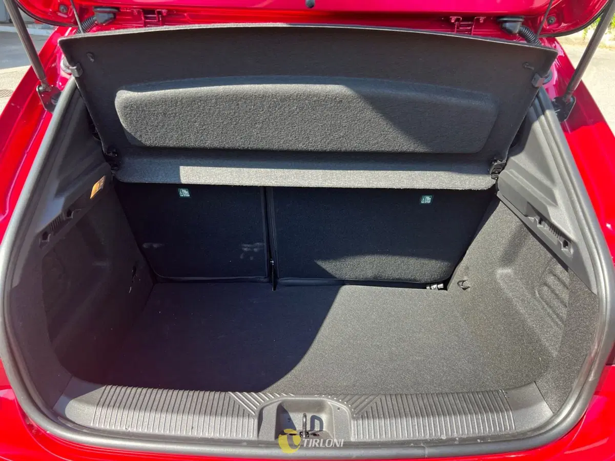 Renault Clio usata a Milano (16)