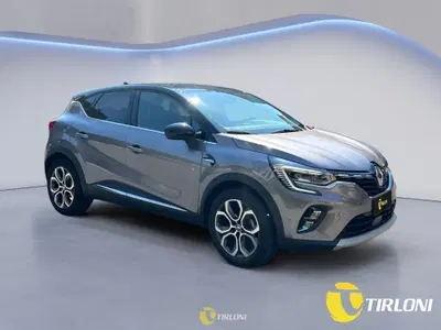 Renault Captur TCe 100 CV GPL Techno Fast Track del 2023 usata a Milano