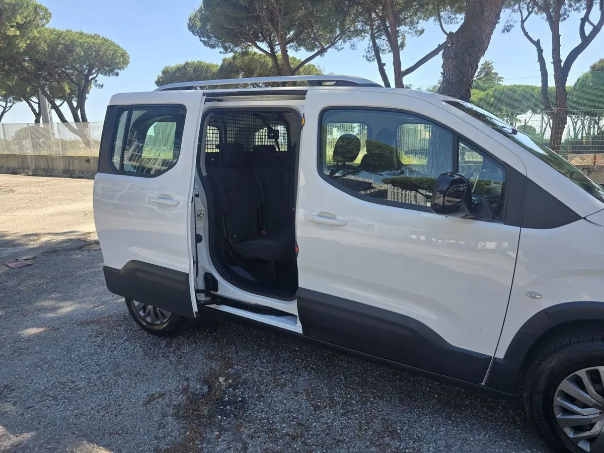 Peugeot Rifter usata a Massa-Carrara (16)
