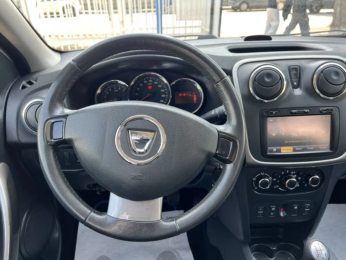 Dacia Sandero usata a Chieti (10)