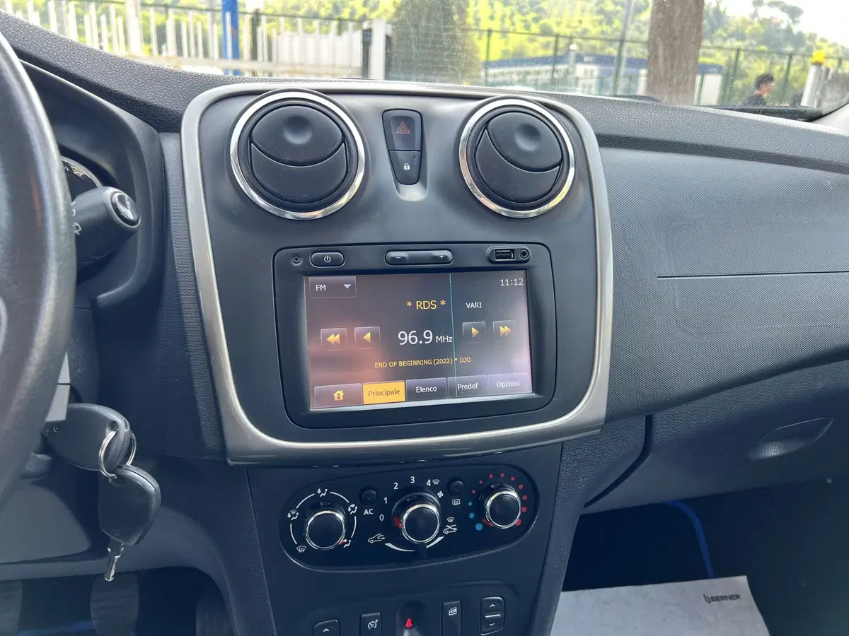Dacia Sandero usata a Chieti (11)
