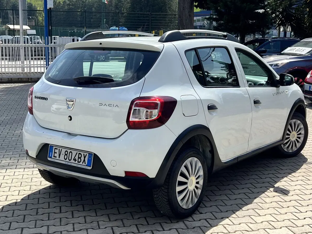 Dacia Sandero usata a Chieti (4)