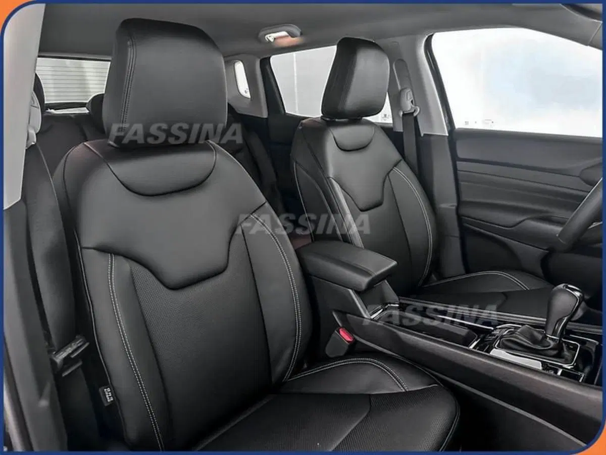 Jeep Compass usata a Milano (13)