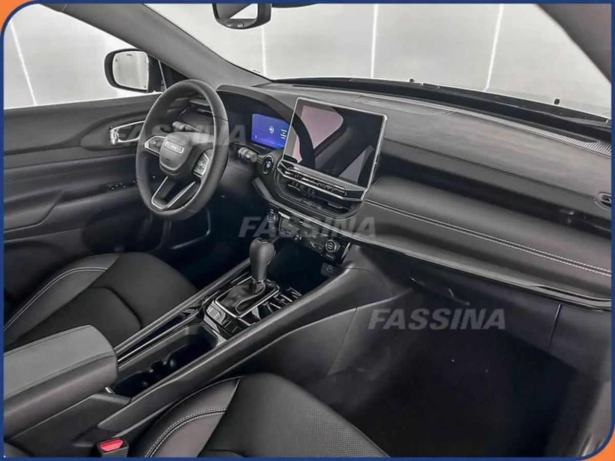 Jeep Compass usata a Milano (14)