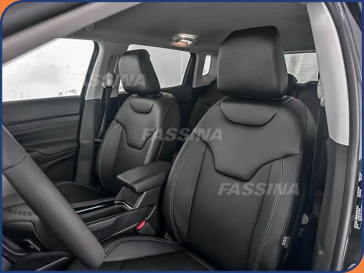 Jeep Compass usata a Milano (8)