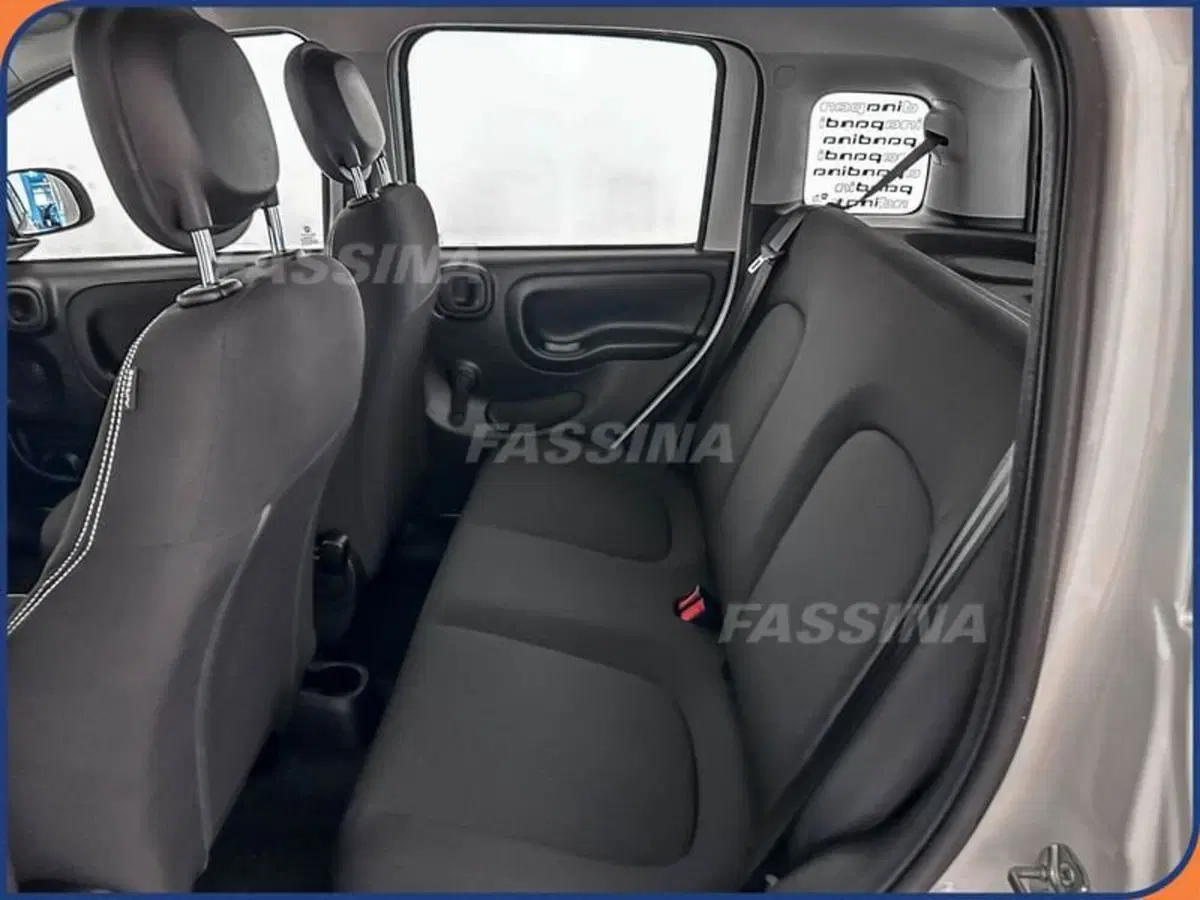 Fiat Pandina nuova a Milano (10)