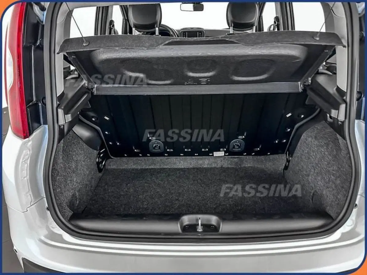 Fiat Pandina nuova a Milano (12)