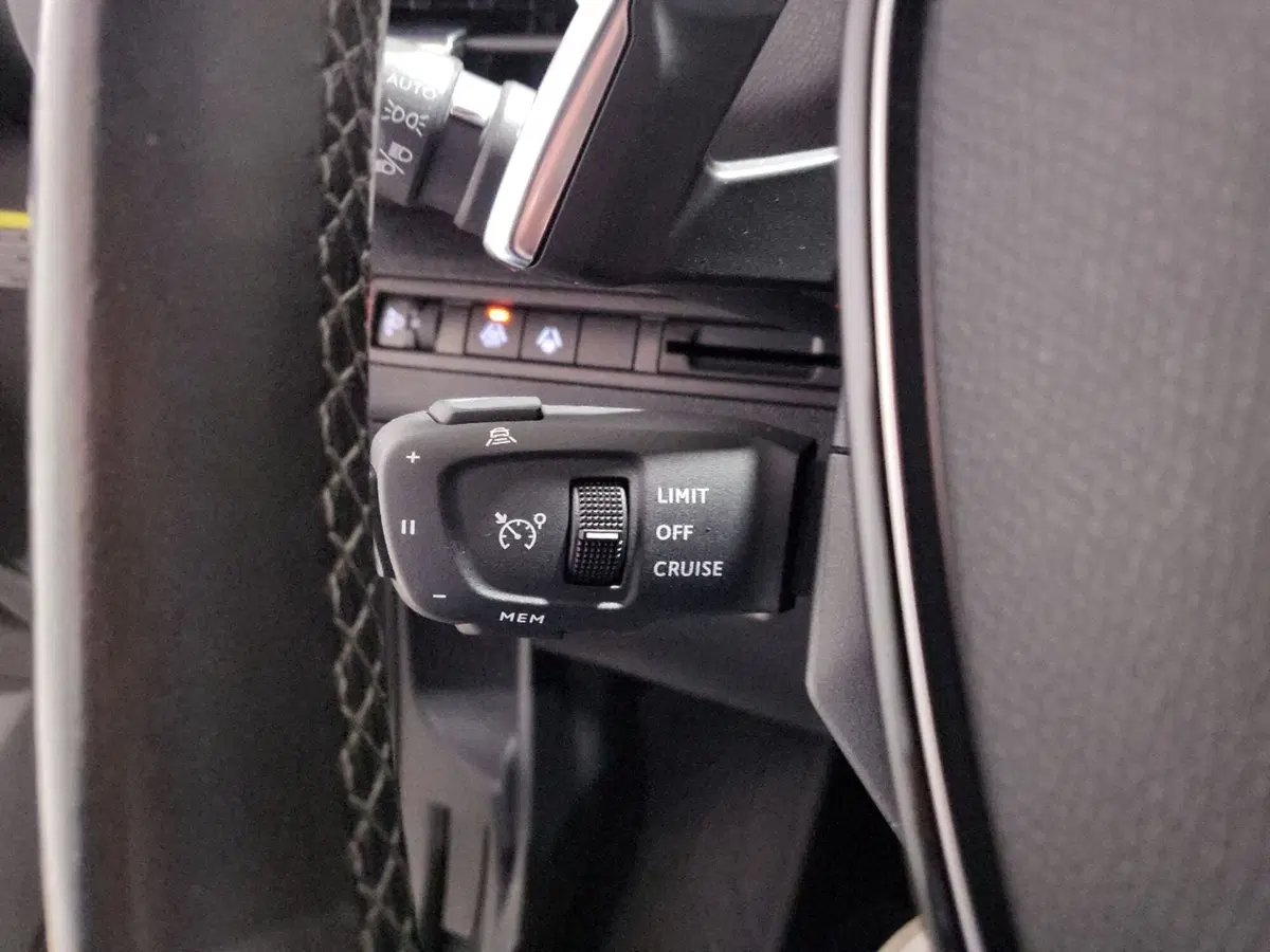 Peugeot 5008 usata a Vicenza (16)