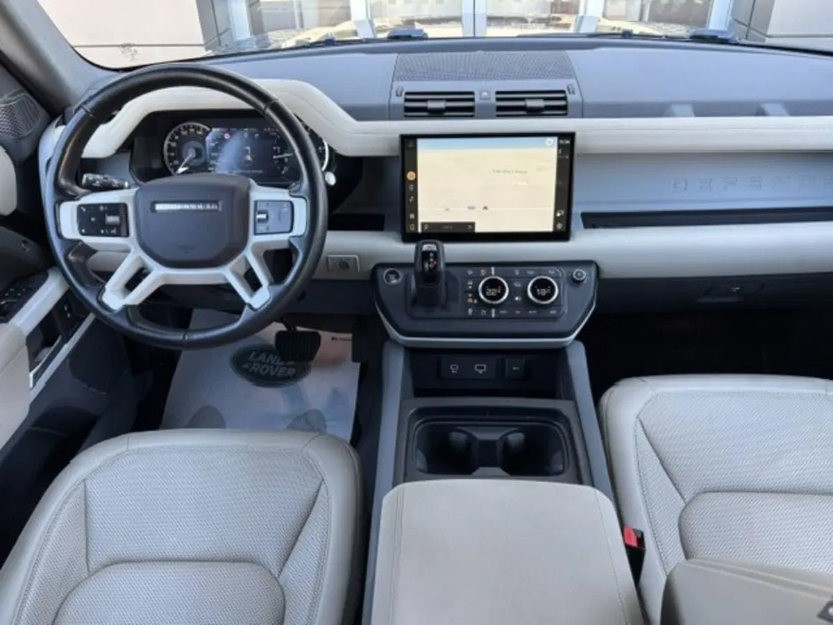 Land Rover Defender usata a Pesaro-Urbino (4)
