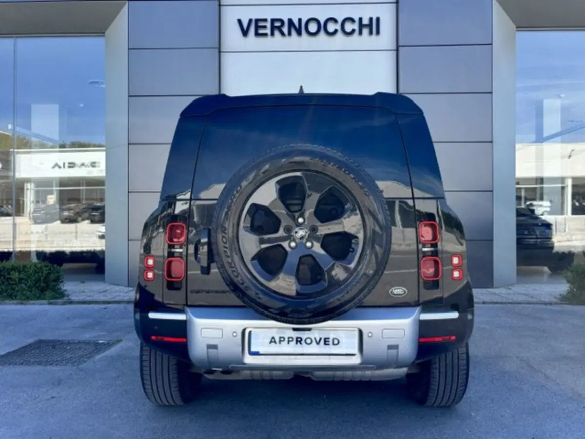 Land Rover Defender usata a Pesaro-Urbino (7)