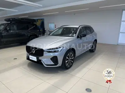 Volvo XC60 B4 (d) AWD automatico Plus Dark del 2022 usata a Forli'