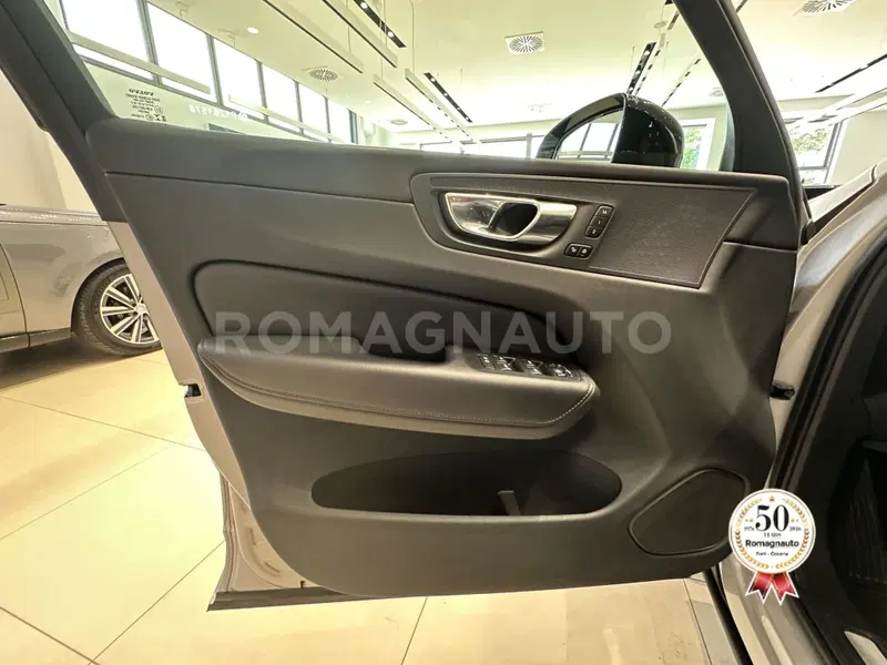 Volvo XC60 usata a Forlì-Cesena (15)