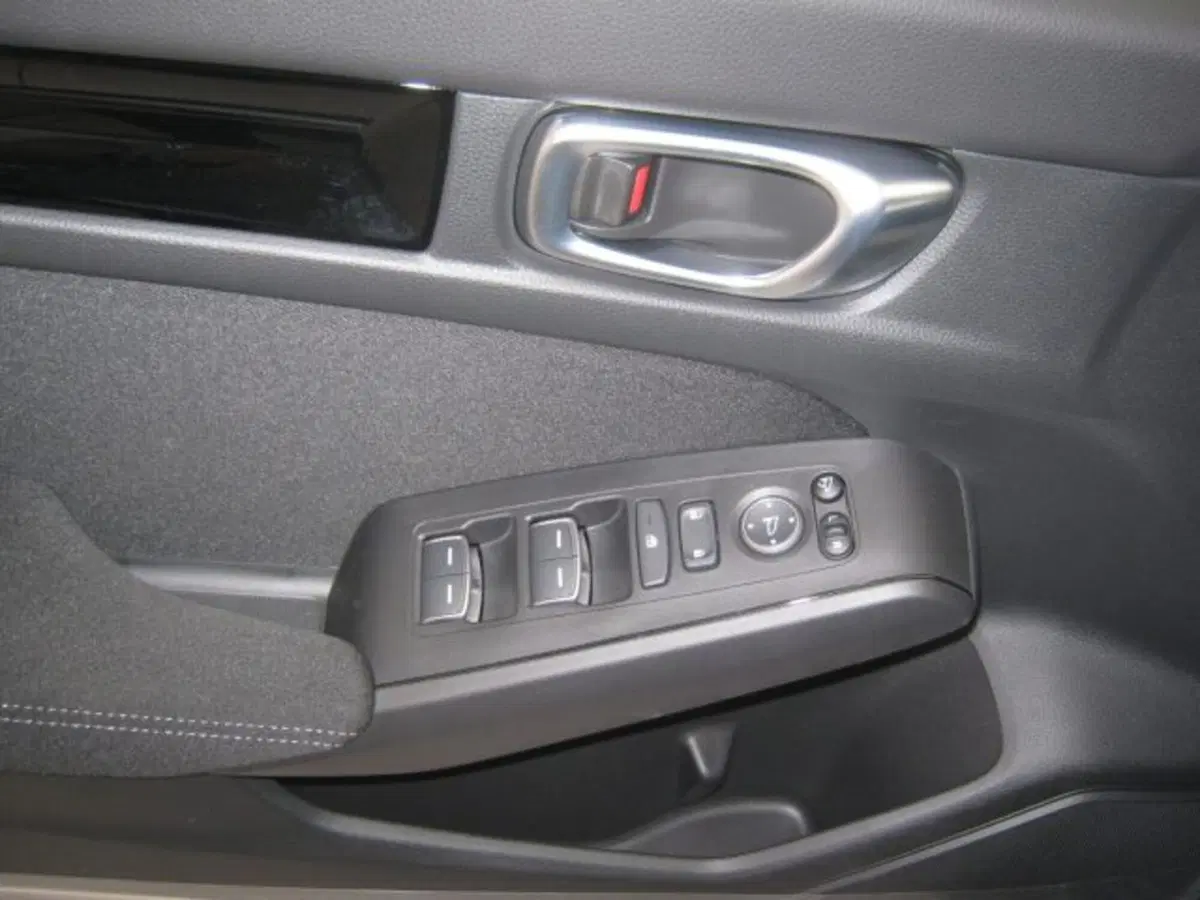 Honda Civic nuova a Fermo (10)