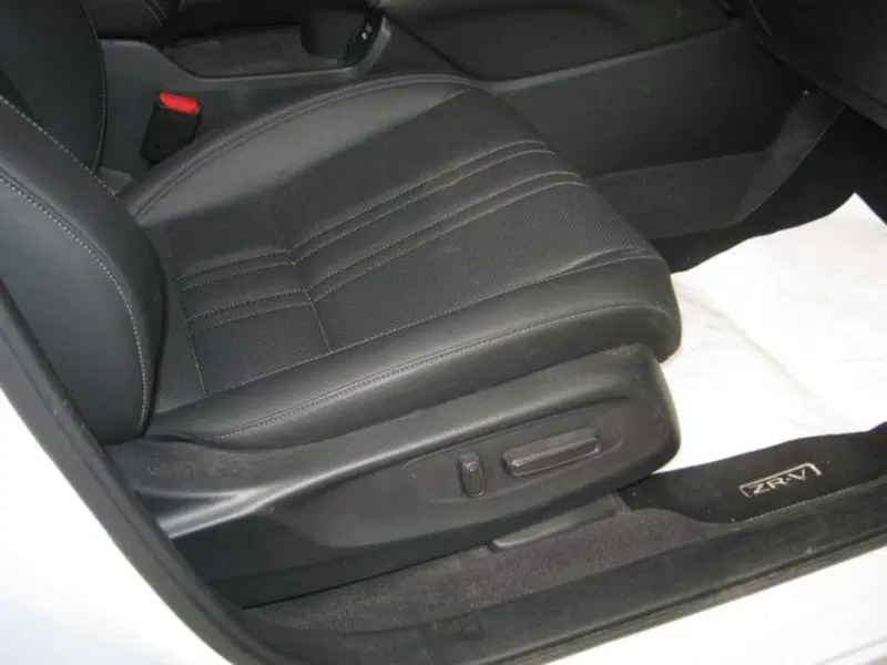 Honda ZR-V usata a Fermo (18)