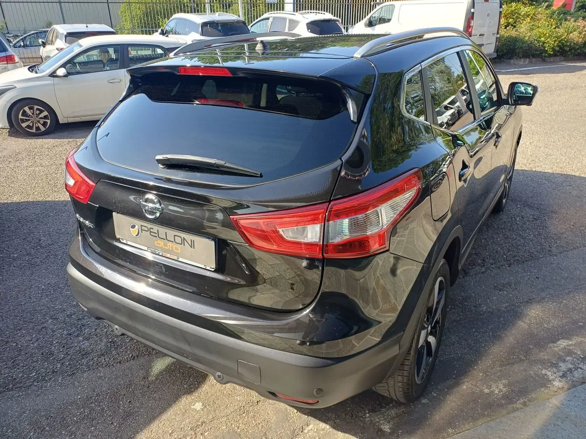 Nissan Qashqai usata a Modena (7)