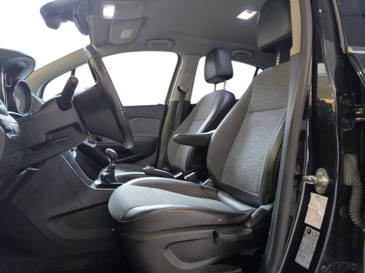 Opel Mokka usata a Udine (8)