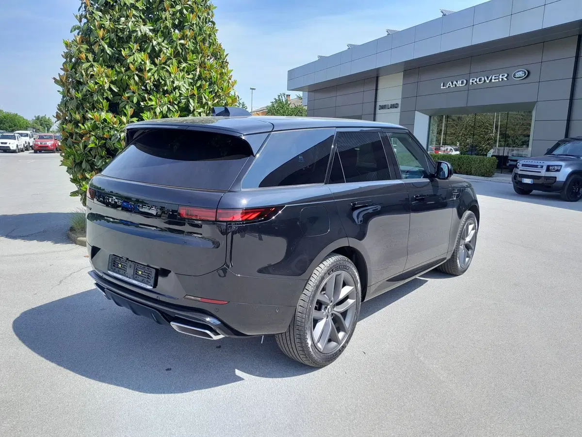 Land Rover Range Rover Sport usata a Cuneo (8)