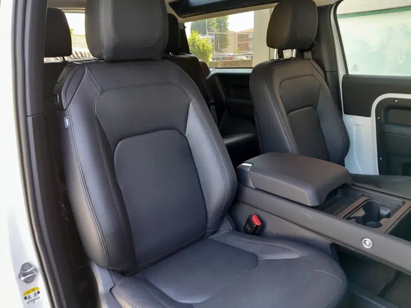 Land Rover Defender usata a Cuneo (12)