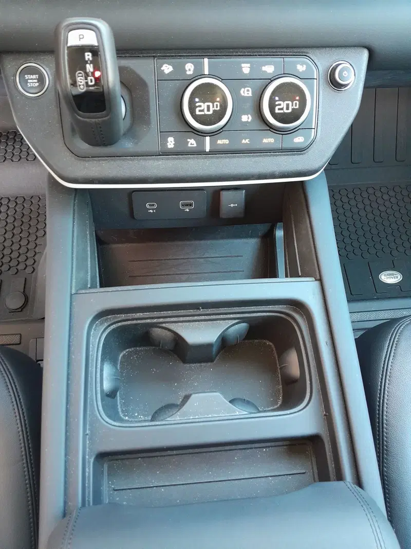 Land Rover Defender usata a Cuneo (16)