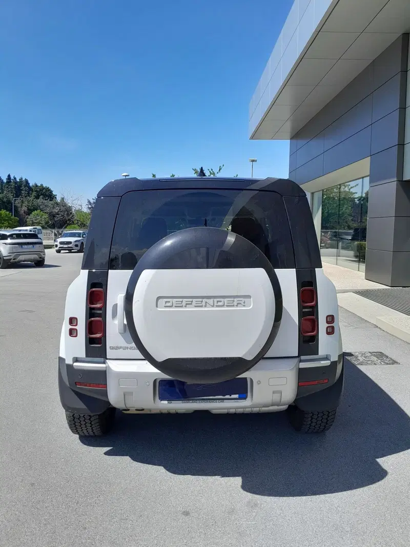 Land Rover Defender usata a Cuneo (7)