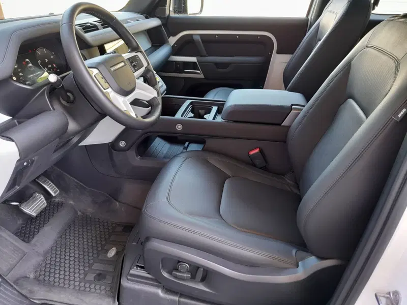 Land Rover Defender usata a Cuneo (9)