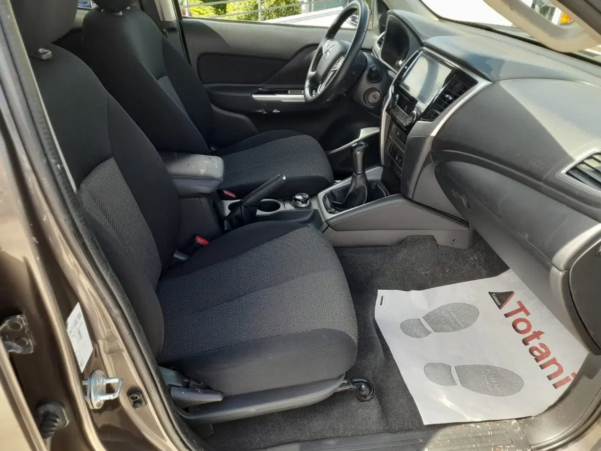 Mitsubishi L200 usata a L'Aquila (13)