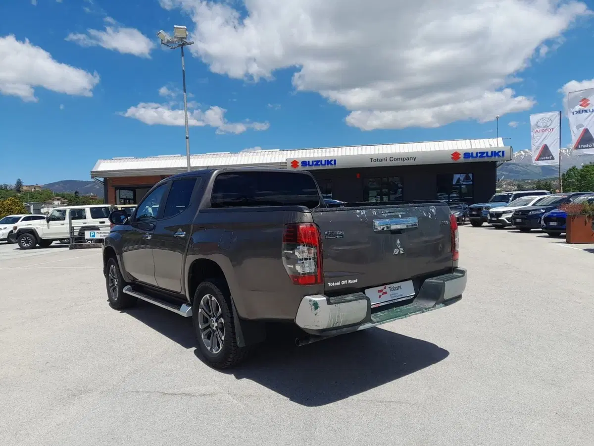 Mitsubishi L200 usata a L'Aquila (4)