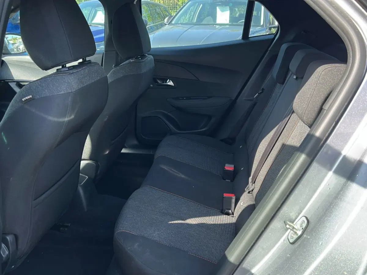 Peugeot 2008 usata a Latina (10)