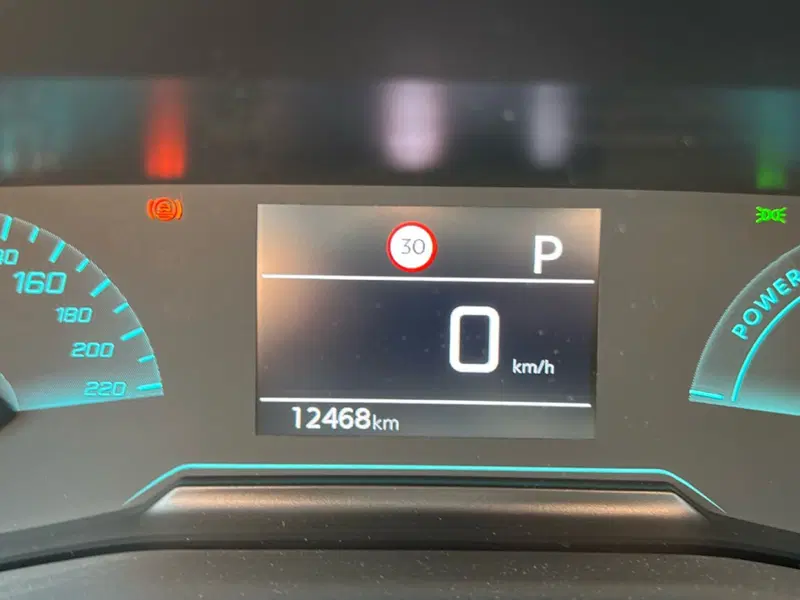 Peugeot 2008 usata a Latina (12)