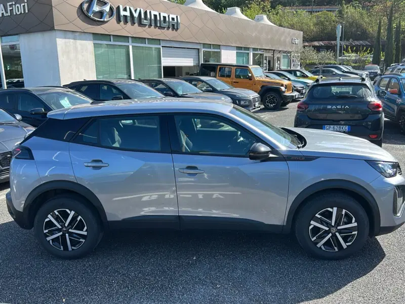 Peugeot 2008 usata a Latina (6)