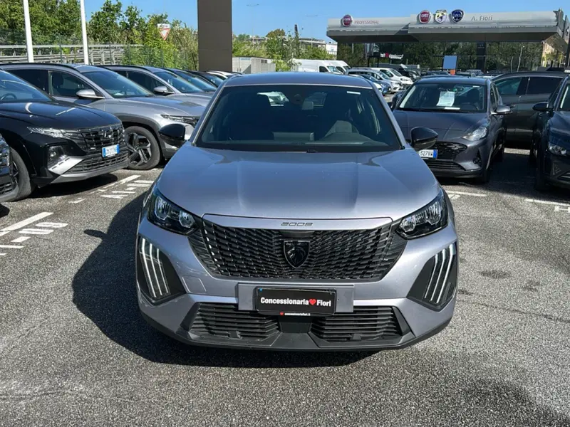 Peugeot 2008 usata a Latina (7)