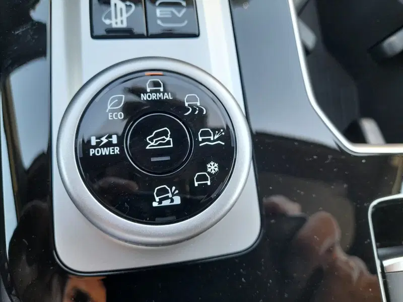 Mitsubishi Outlander nuova a L'Aquila (6)