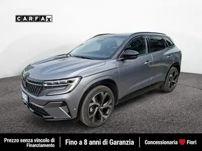 Renault Austral 1.2 full hybrid Iconic Esprit Alpine 200cv auto del 2023 usata a Roma