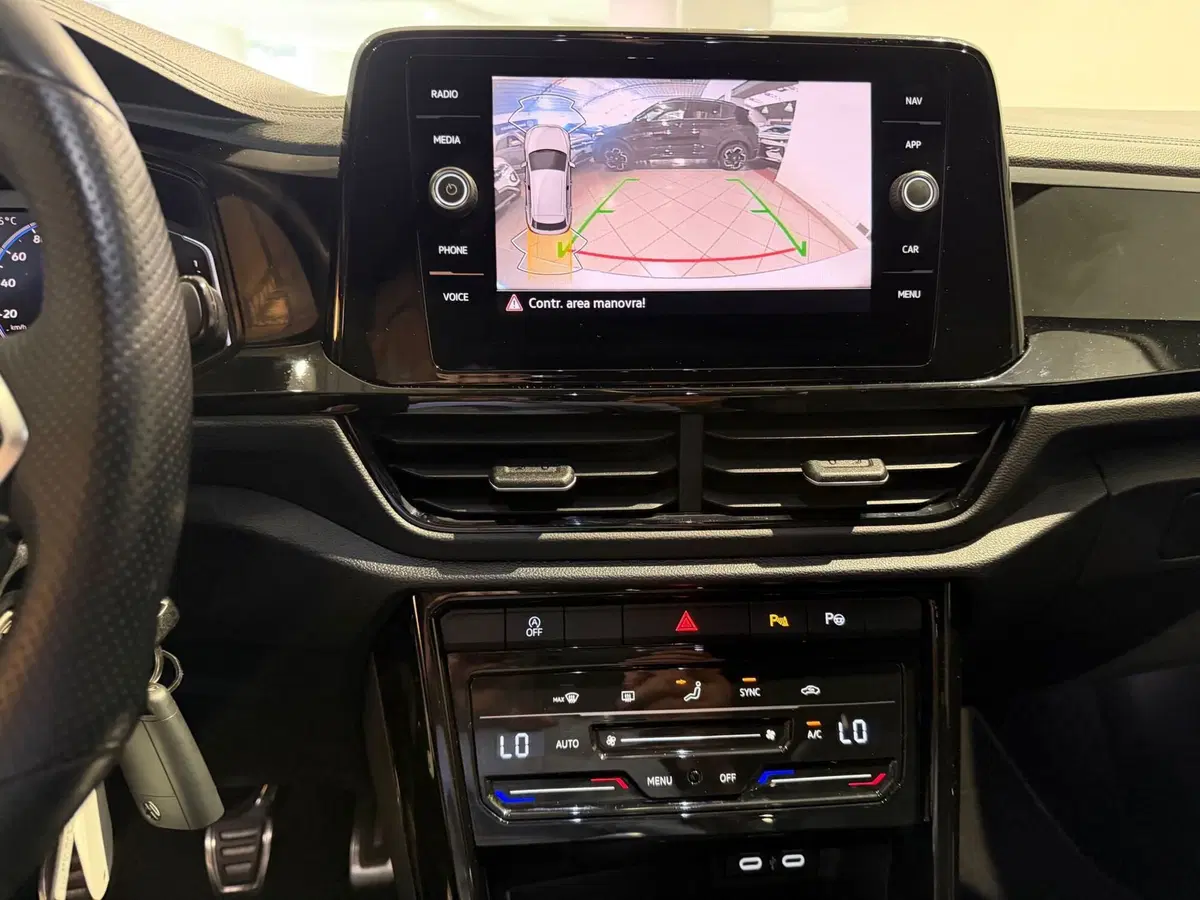 Volkswagen T-Roc usata a Genova (14)