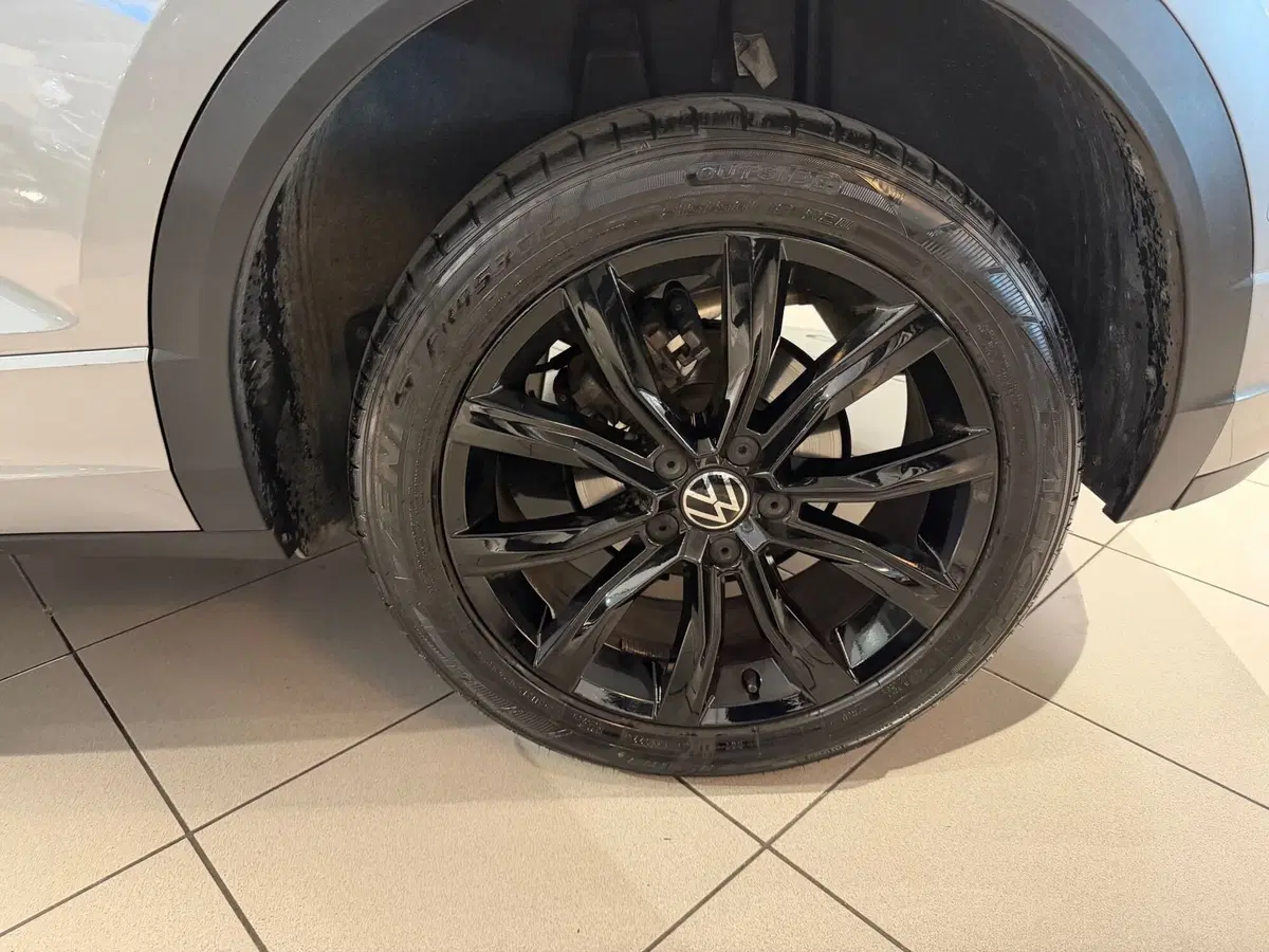 Volkswagen T-Roc usata a Genova (15)