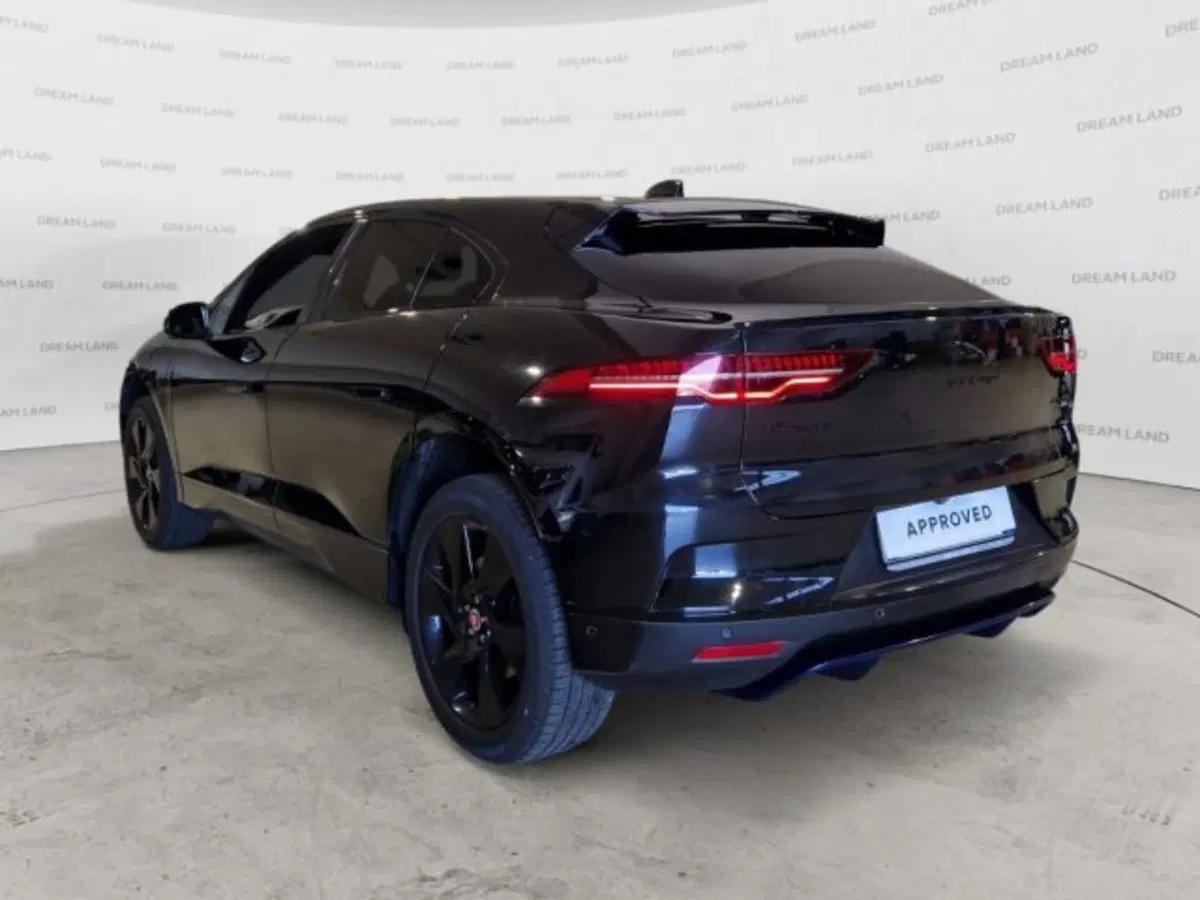 Jaguar I-Pace usata a Livorno (12)