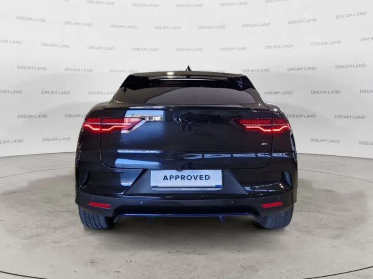 Jaguar I-Pace usata a Livorno (9)