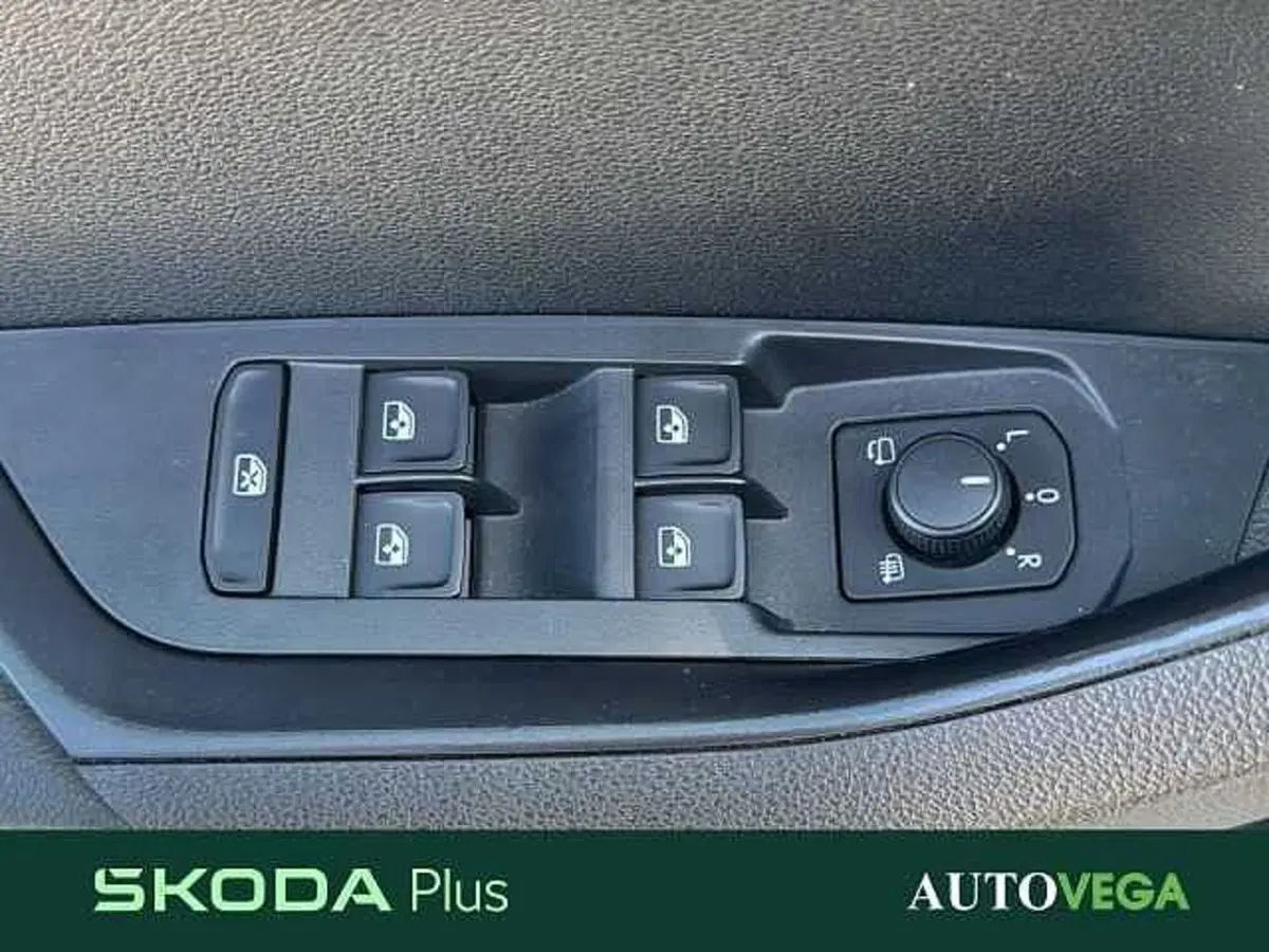 Skoda Karoq usata a Vicenza (12)