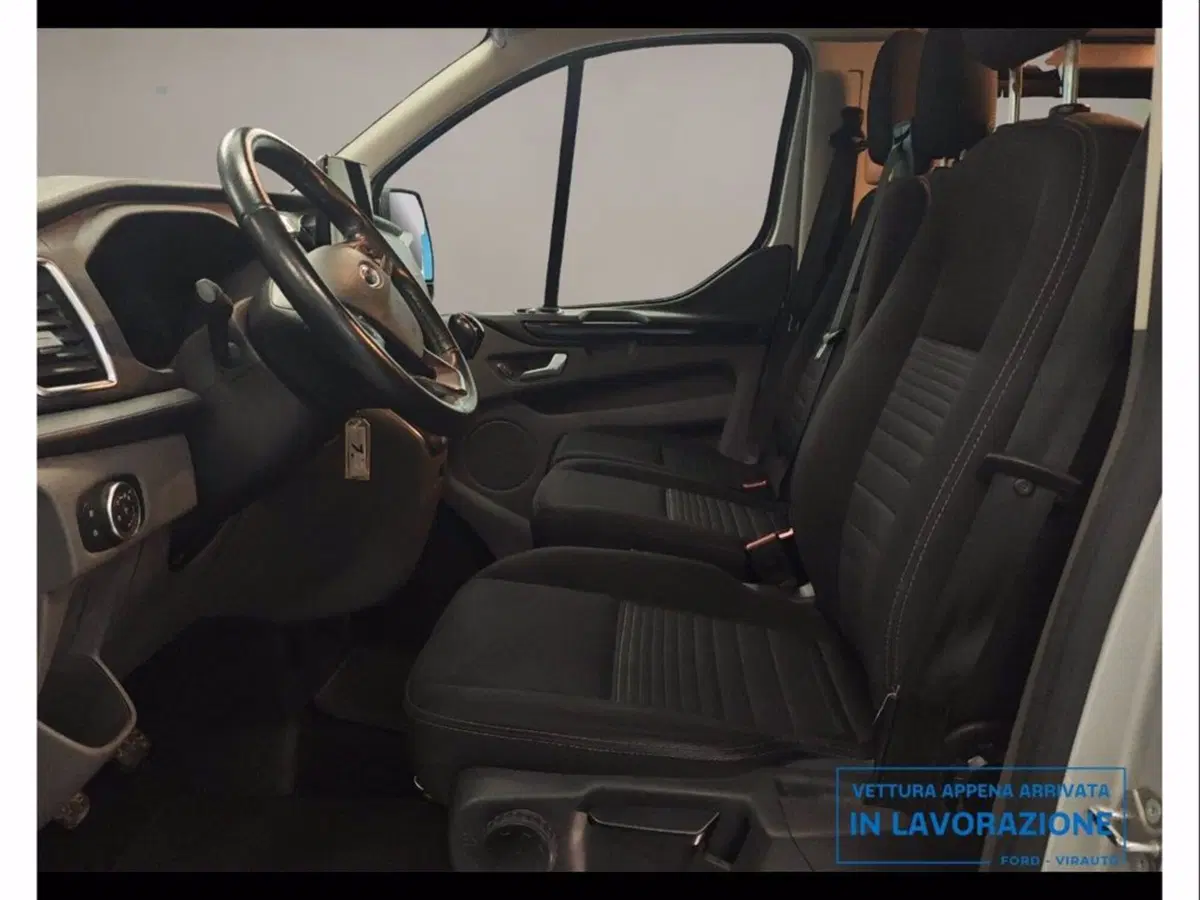 Ford Transit Custom Furgone usata a Catania (9)