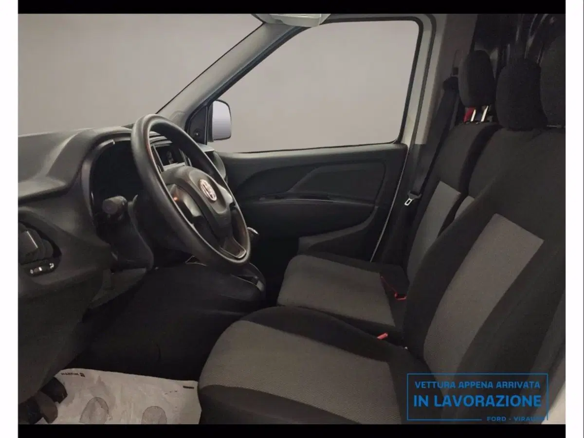 Fiat Doblò Furgone usata a Catania (9)