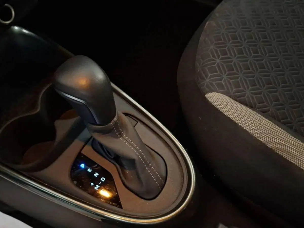Toyota Aygo X usata a Torino (11)