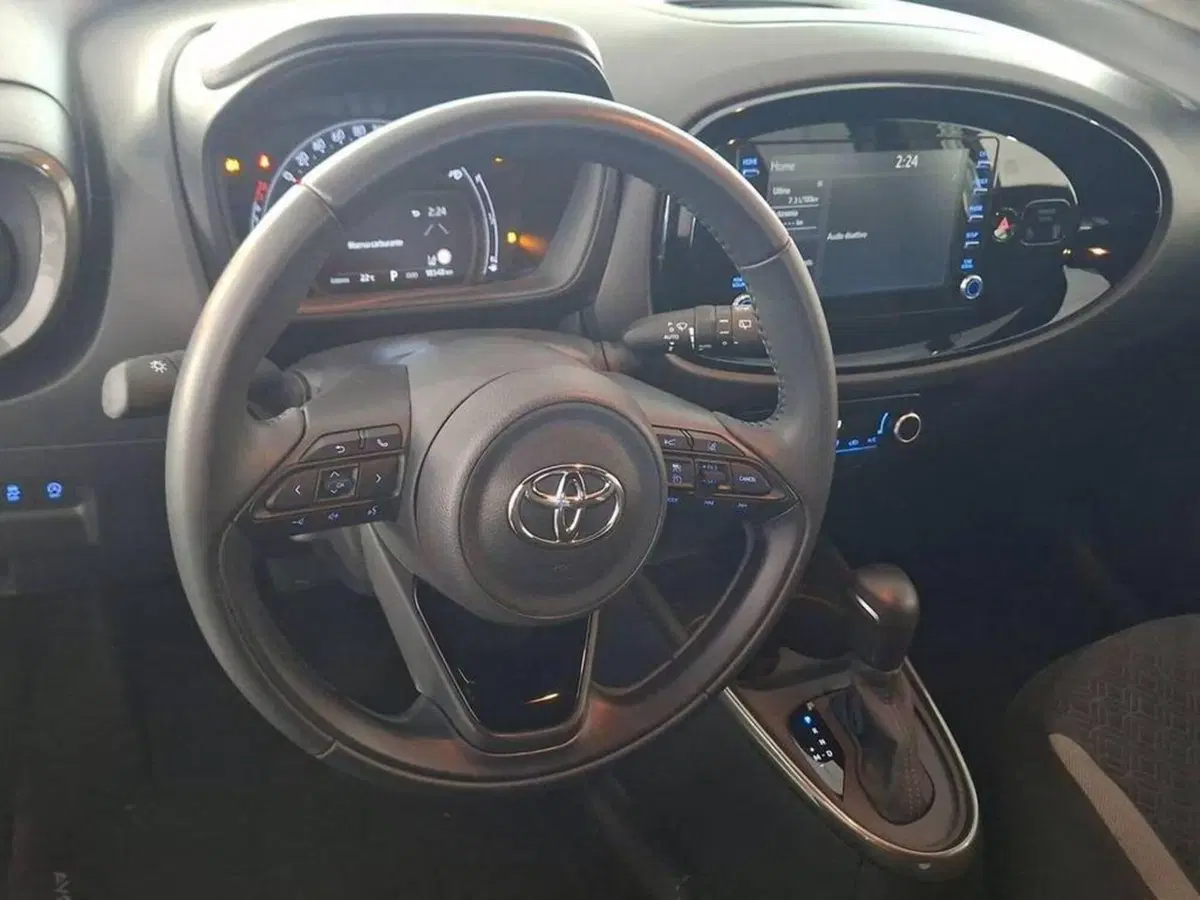 Toyota Aygo X usata a Torino (13)