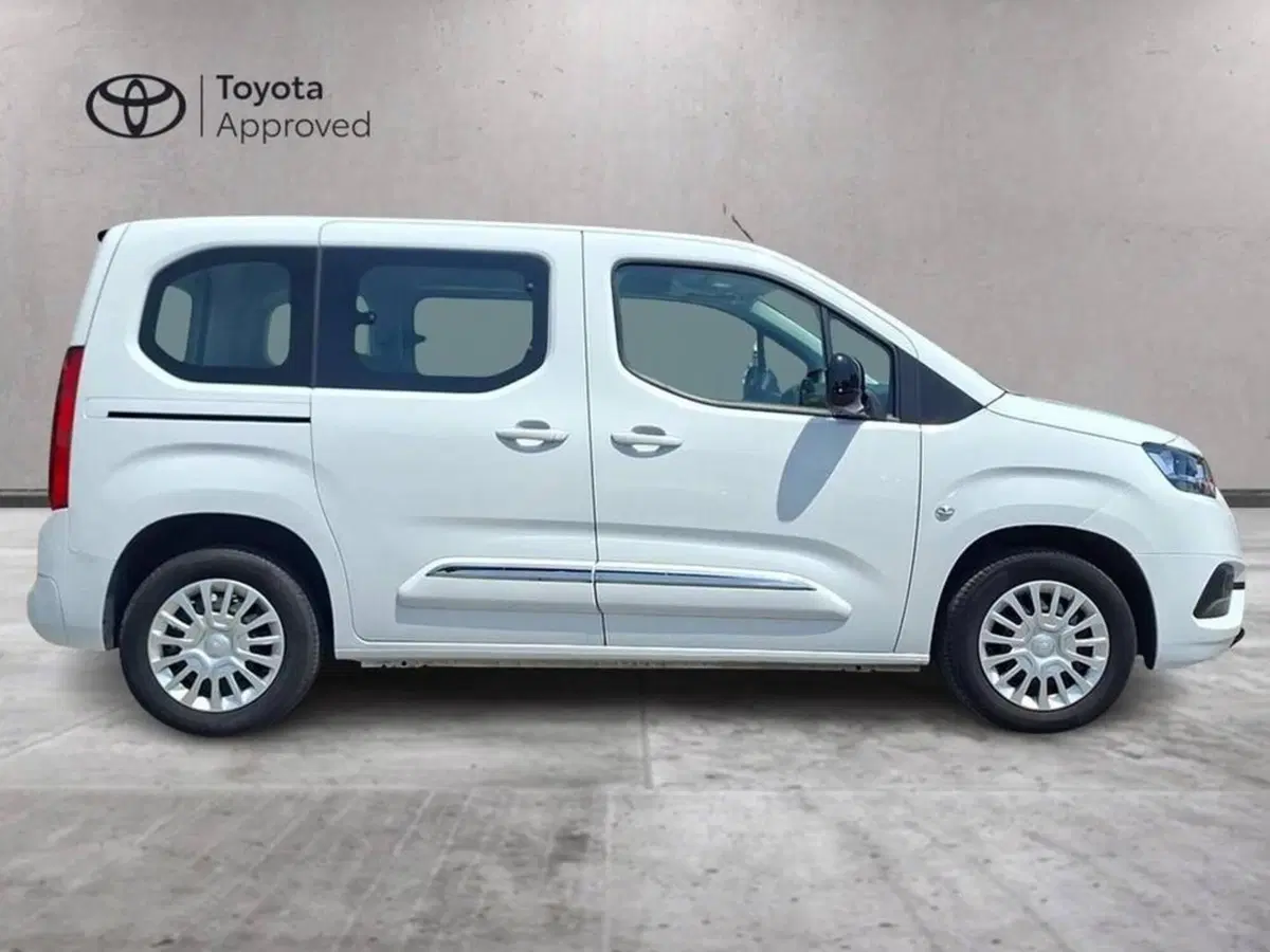 Toyota Proace City Verso usata a Torino (6)